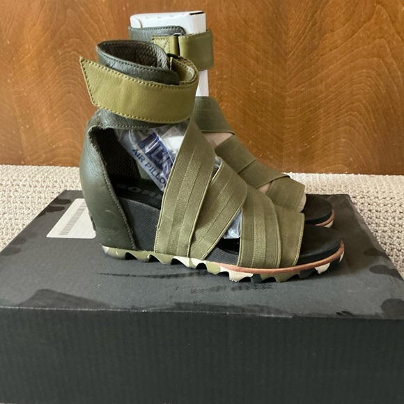 Sorel Shoes - Sorel Women’s Joanie Gladiator ll  Olive Green Wedge Sandals Size 8